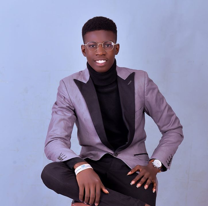 Akinniran Roberts