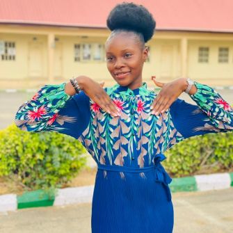 Oyinola ❤️‍🩹